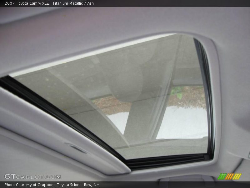 Titanium Metallic / Ash 2007 Toyota Camry XLE