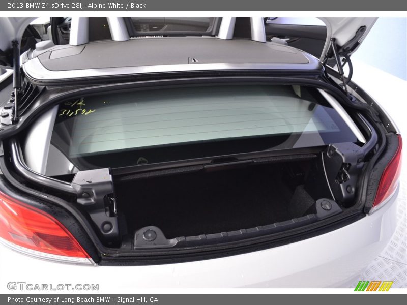 Alpine White / Black 2013 BMW Z4 sDrive 28i