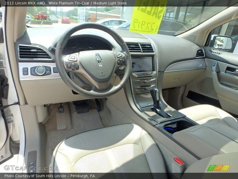 White Platinum Tri-Coat / Medium Light Stone 2013 Lincoln MKX AWD