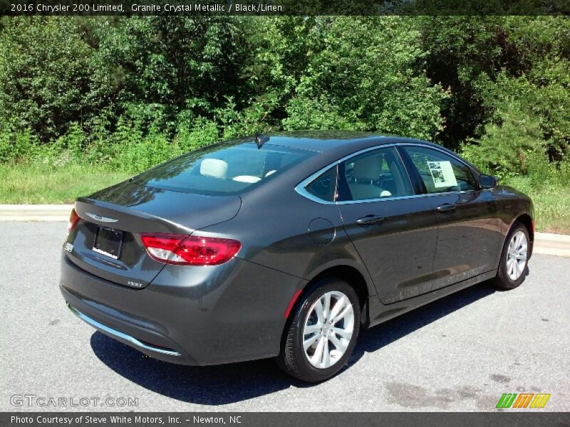 Granite Crystal Metallic / Black/Linen 2016 Chrysler 200 Limited