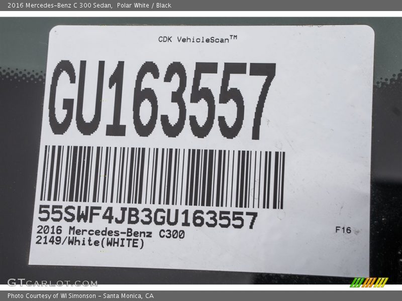 Polar White / Black 2016 Mercedes-Benz C 300 Sedan