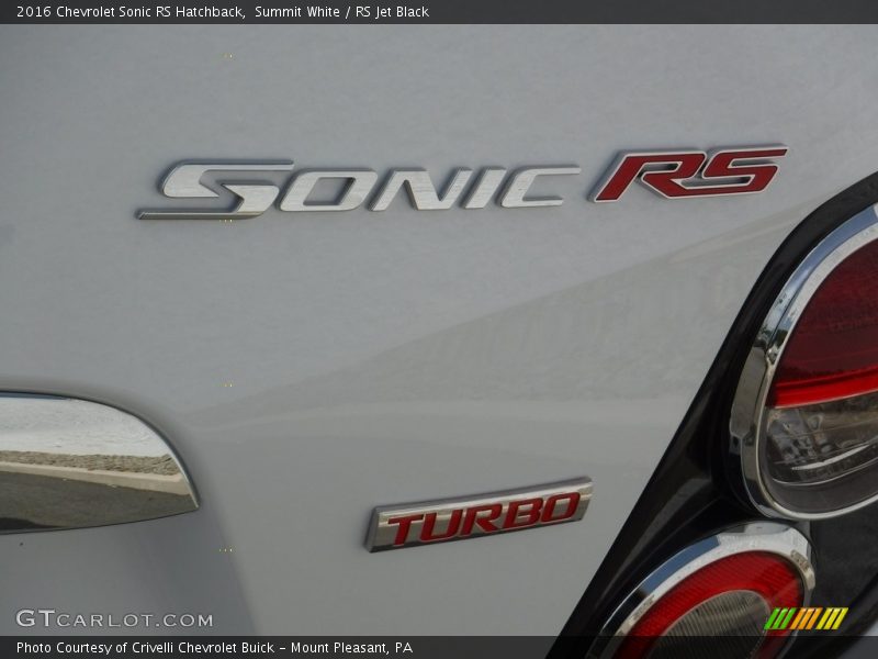 Summit White / RS Jet Black 2016 Chevrolet Sonic RS Hatchback