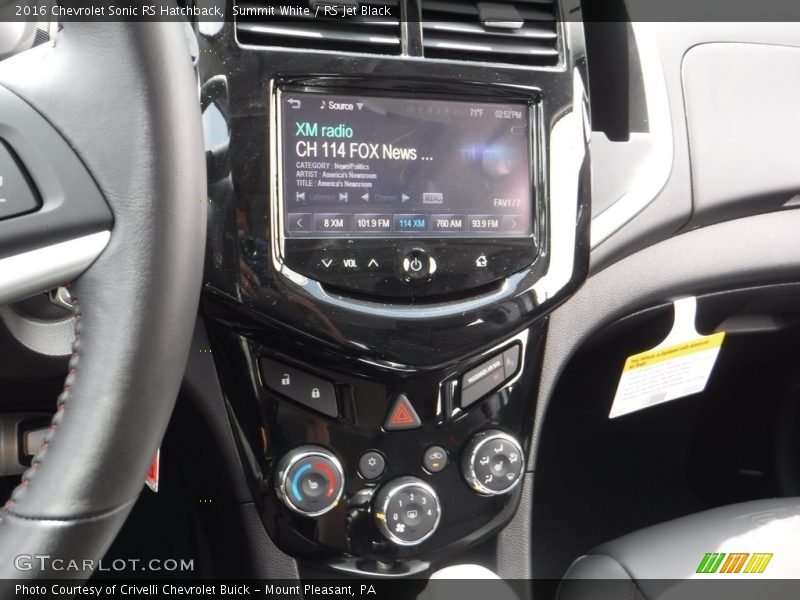 Summit White / RS Jet Black 2016 Chevrolet Sonic RS Hatchback