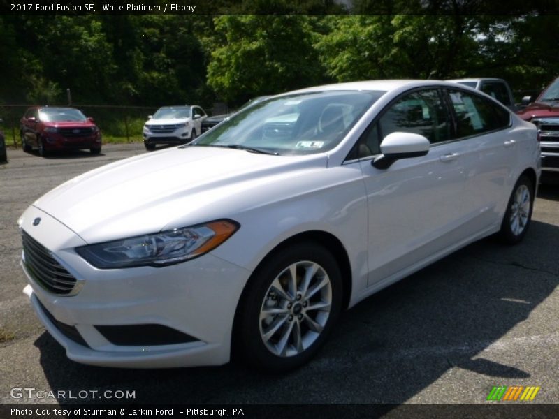 White Platinum / Ebony 2017 Ford Fusion SE