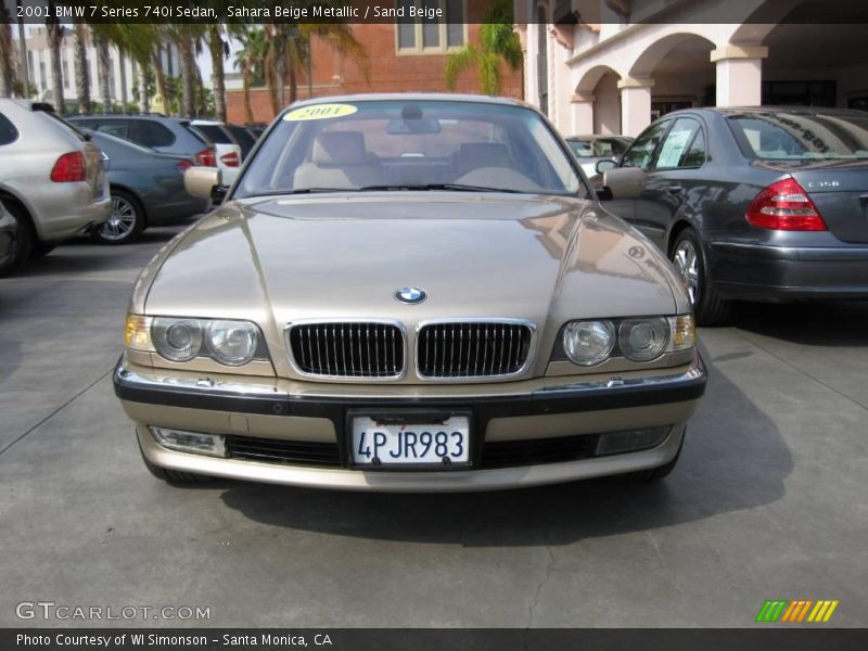 Sahara Beige Metallic / Sand Beige 2001 BMW 7 Series 740i Sedan