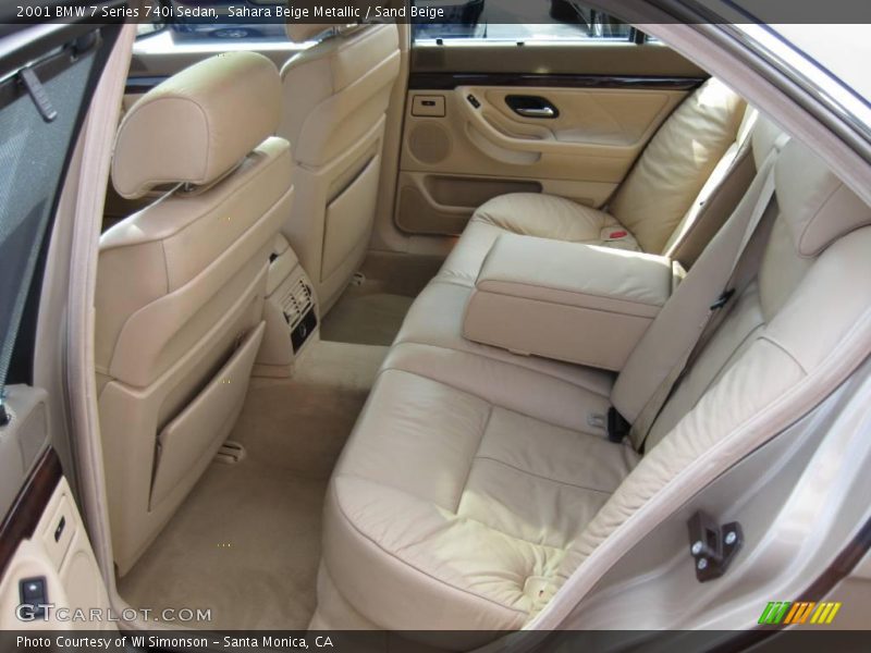 Sahara Beige Metallic / Sand Beige 2001 BMW 7 Series 740i Sedan