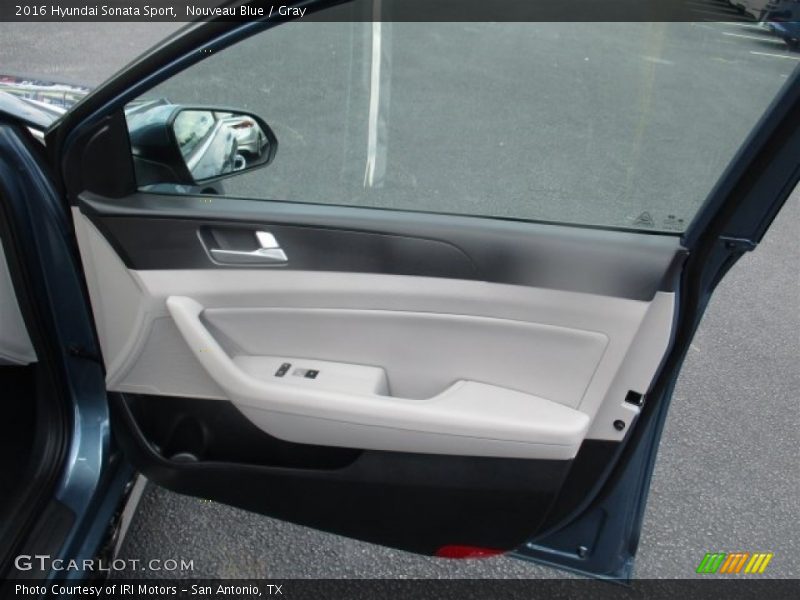 Nouveau Blue / Gray 2016 Hyundai Sonata Sport