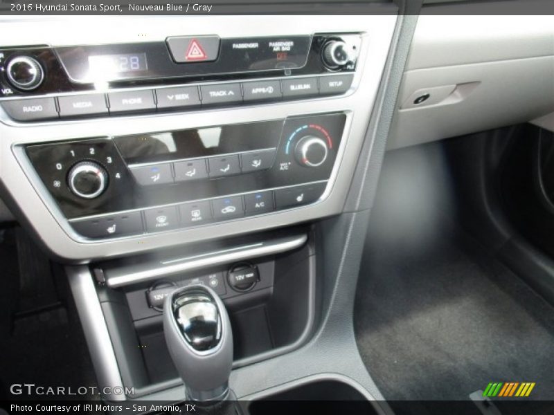 Nouveau Blue / Gray 2016 Hyundai Sonata Sport