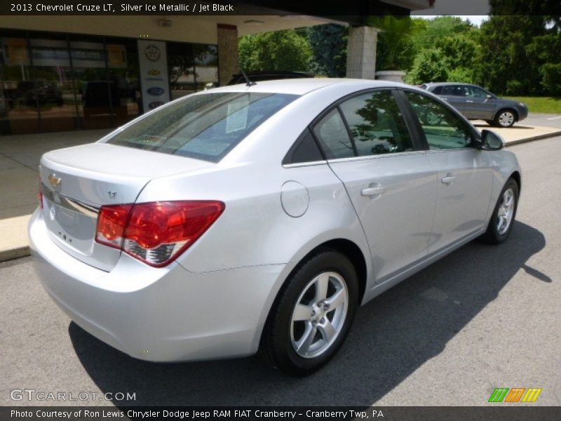 Silver Ice Metallic / Jet Black 2013 Chevrolet Cruze LT
