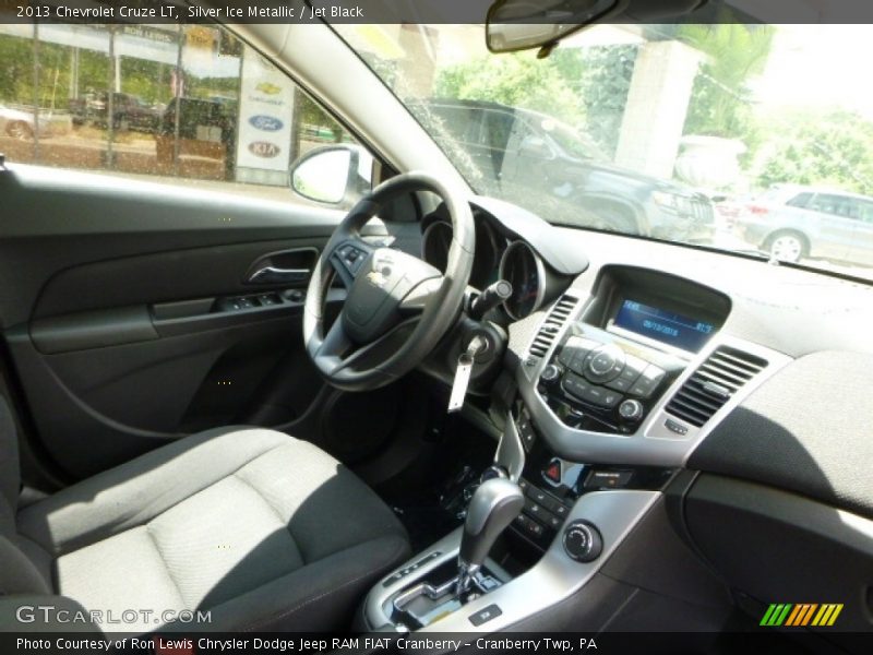 Silver Ice Metallic / Jet Black 2013 Chevrolet Cruze LT