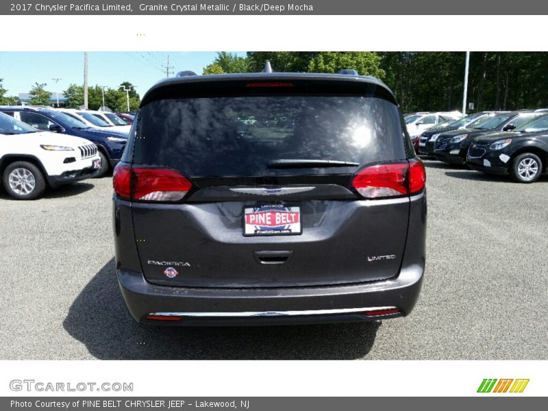 Granite Crystal Metallic / Black/Deep Mocha 2017 Chrysler Pacifica Limited
