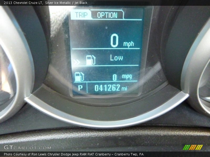 Silver Ice Metallic / Jet Black 2013 Chevrolet Cruze LT