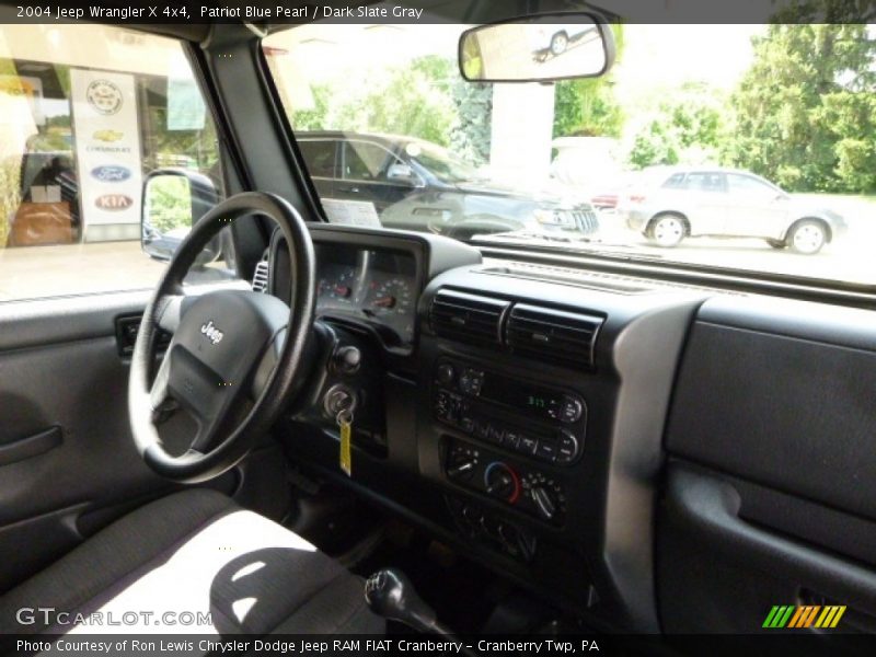 Patriot Blue Pearl / Dark Slate Gray 2004 Jeep Wrangler X 4x4
