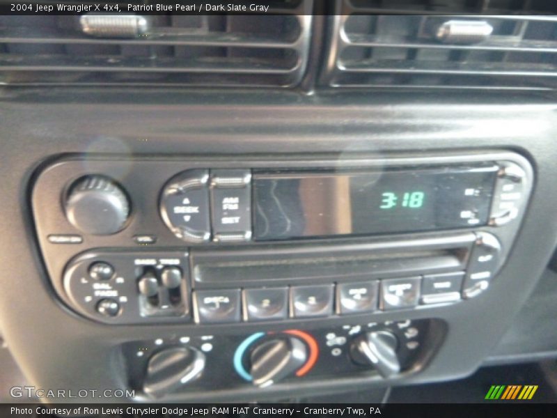 Patriot Blue Pearl / Dark Slate Gray 2004 Jeep Wrangler X 4x4