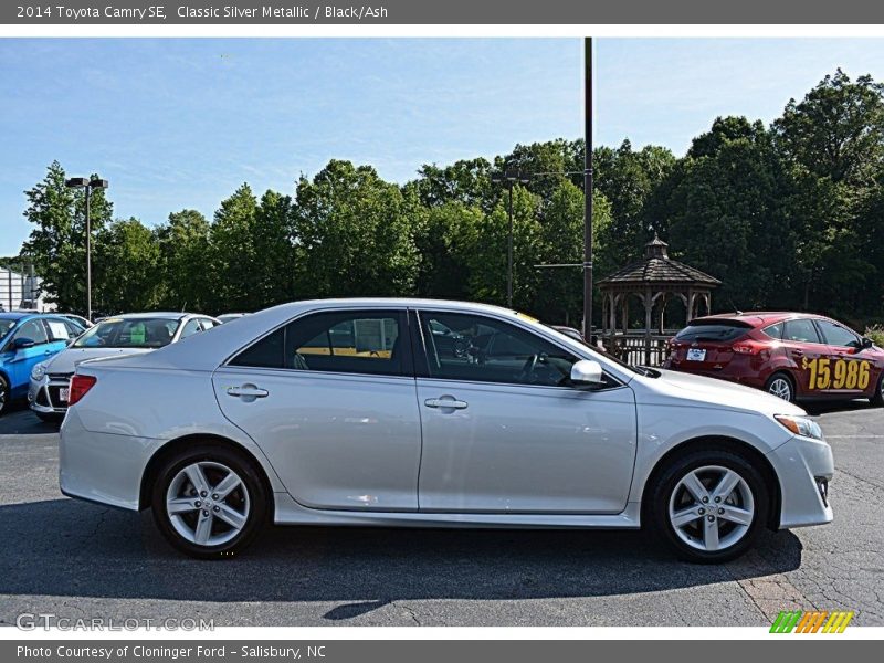 Classic Silver Metallic / Black/Ash 2014 Toyota Camry SE