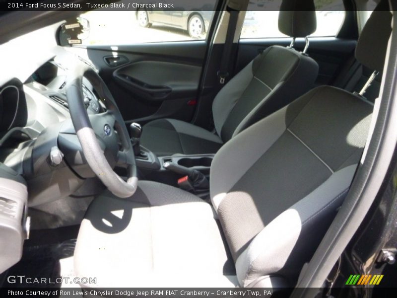 Tuxedo Black / Charcoal Black 2014 Ford Focus S Sedan