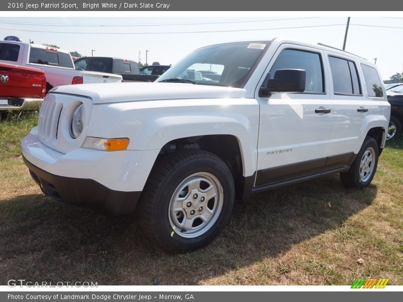 Bright White / Dark Slate Gray 2016 Jeep Patriot Sport