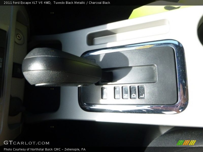 Tuxedo Black Metallic / Charcoal Black 2011 Ford Escape XLT V6 4WD