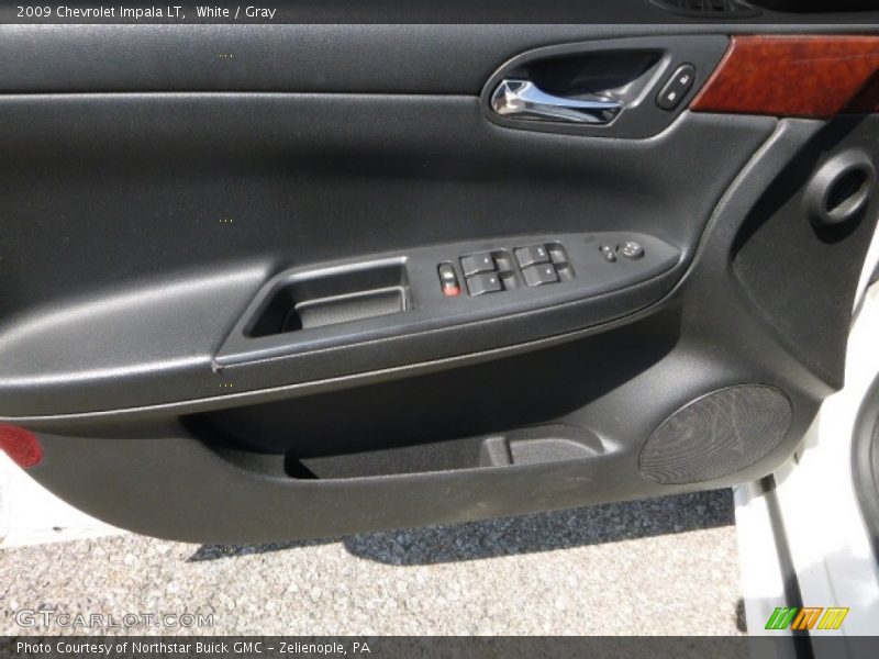 White / Gray 2009 Chevrolet Impala LT