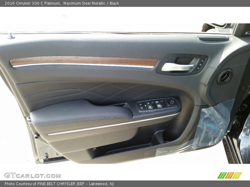 Maximum Steel Metallic / Black 2016 Chrysler 300 C Platinum