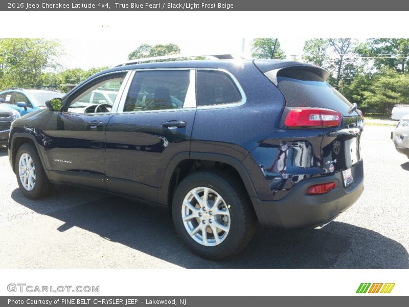 True Blue Pearl / Black/Light Frost Beige 2016 Jeep Cherokee Latitude 4x4