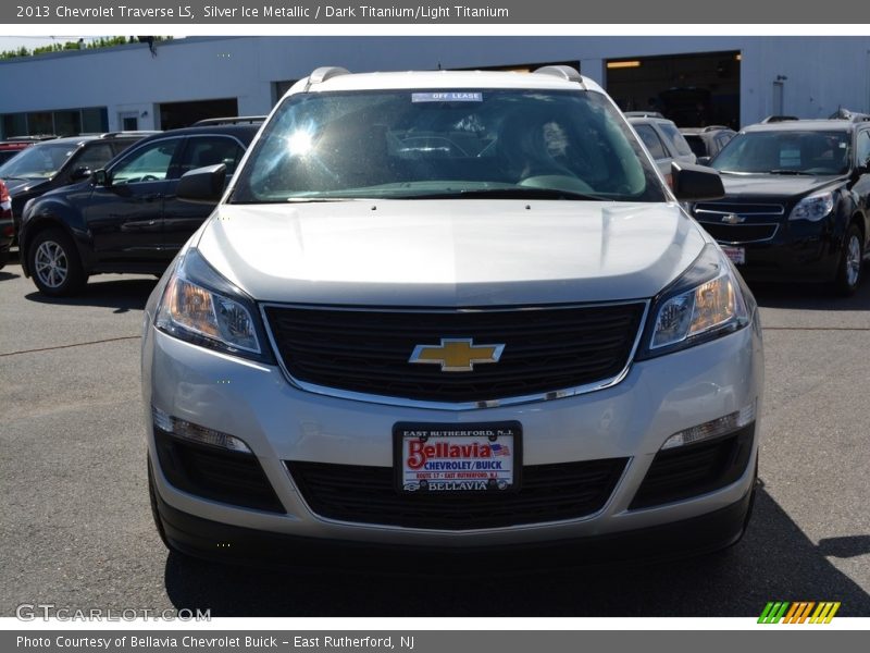 Silver Ice Metallic / Dark Titanium/Light Titanium 2013 Chevrolet Traverse LS