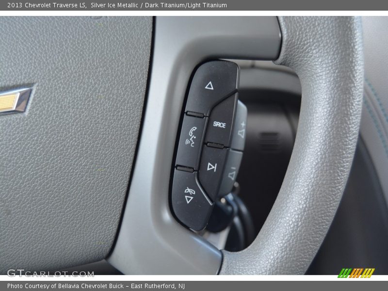 Silver Ice Metallic / Dark Titanium/Light Titanium 2013 Chevrolet Traverse LS