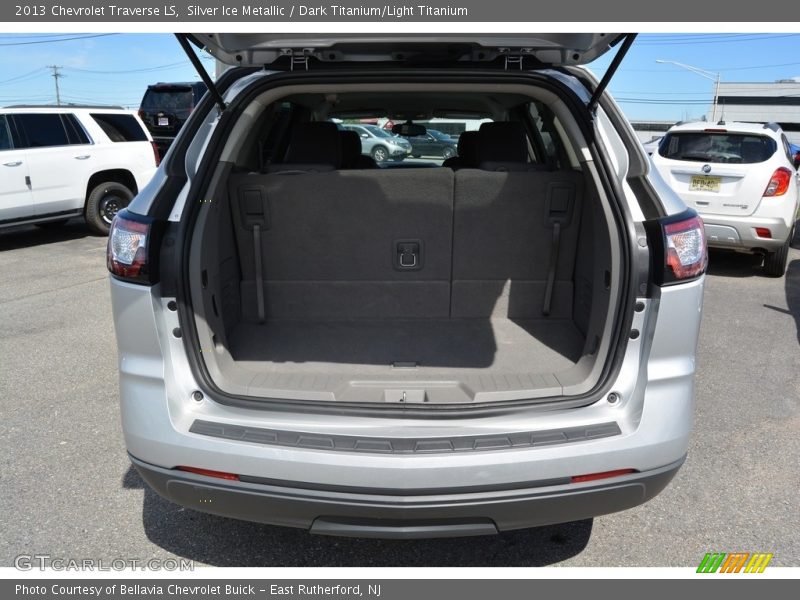 Silver Ice Metallic / Dark Titanium/Light Titanium 2013 Chevrolet Traverse LS