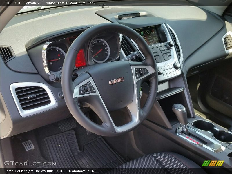 White Frost Tricoat / Jet Black 2016 GMC Terrain SLE