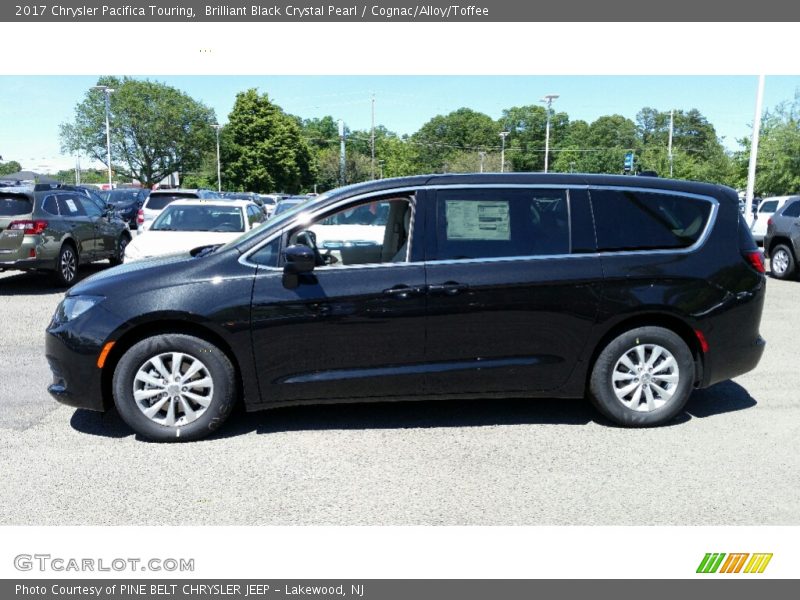 Brilliant Black Crystal Pearl / Cognac/Alloy/Toffee 2017 Chrysler Pacifica Touring