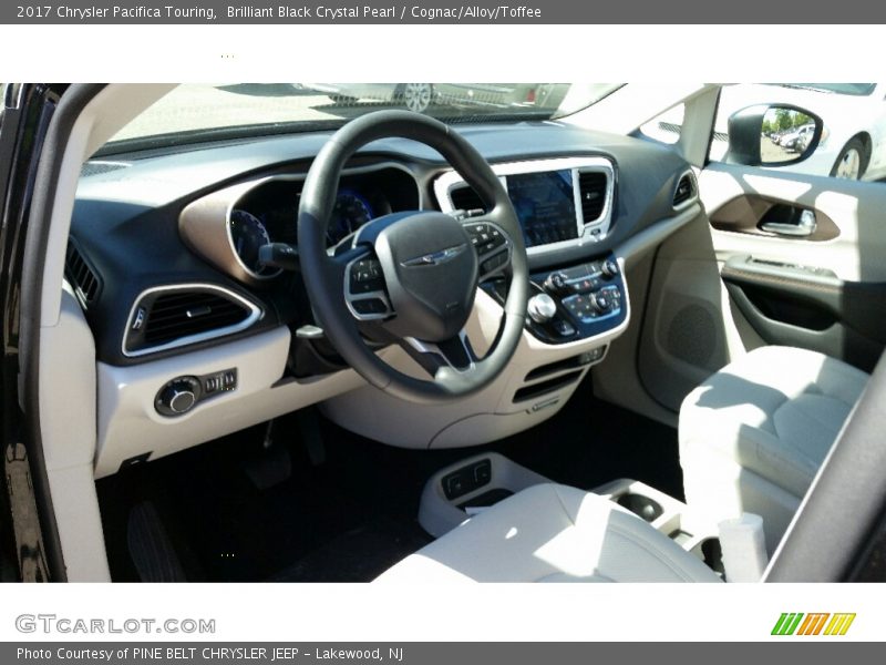 Brilliant Black Crystal Pearl / Cognac/Alloy/Toffee 2017 Chrysler Pacifica Touring