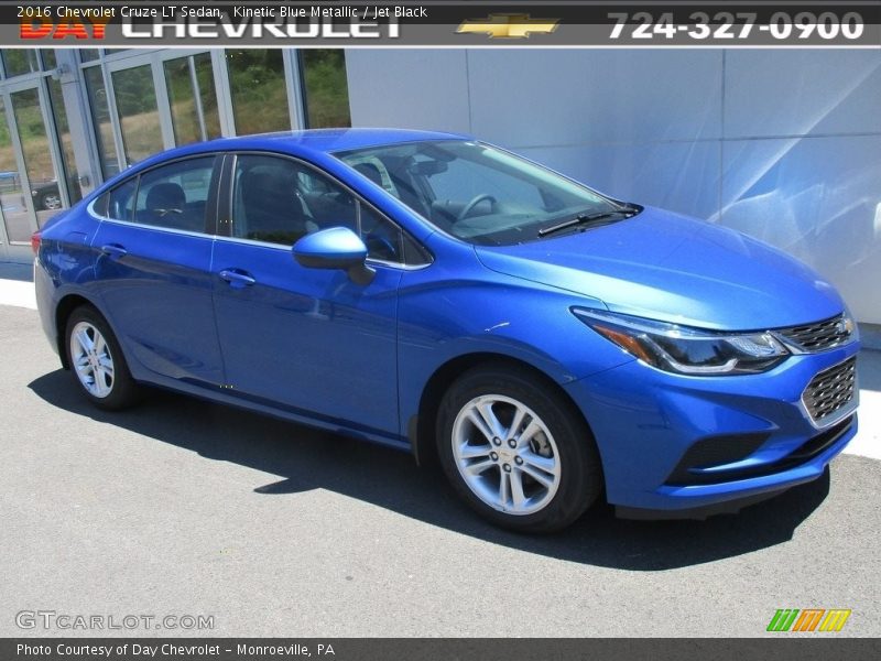 Kinetic Blue Metallic / Jet Black 2016 Chevrolet Cruze LT Sedan