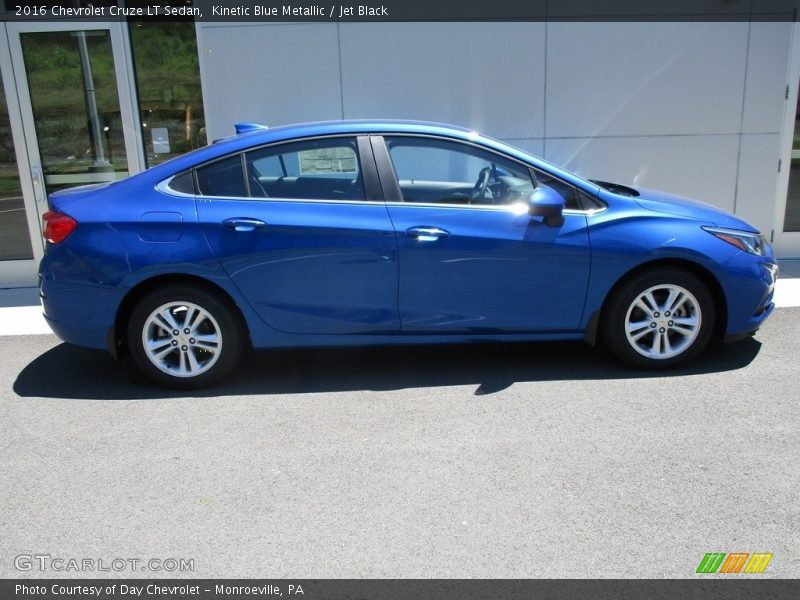 Kinetic Blue Metallic / Jet Black 2016 Chevrolet Cruze LT Sedan
