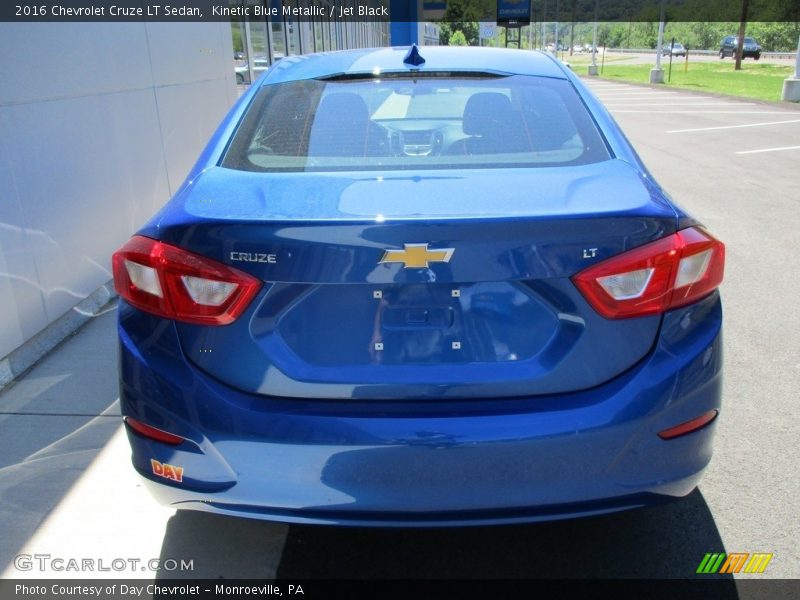 Kinetic Blue Metallic / Jet Black 2016 Chevrolet Cruze LT Sedan