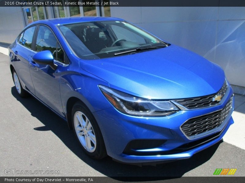 Kinetic Blue Metallic / Jet Black 2016 Chevrolet Cruze LT Sedan
