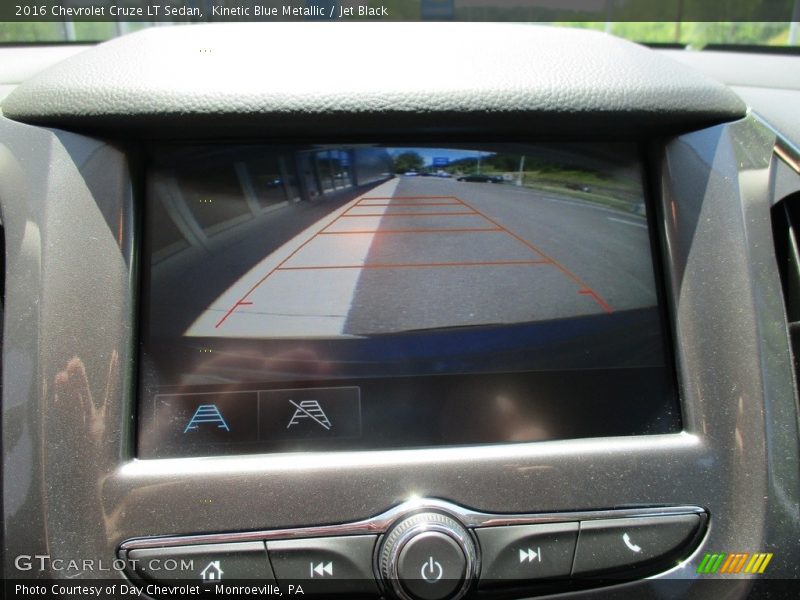 Kinetic Blue Metallic / Jet Black 2016 Chevrolet Cruze LT Sedan