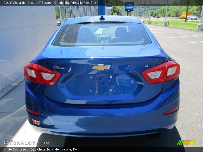 Kinetic Blue Metallic / Jet Black 2016 Chevrolet Cruze LT Sedan