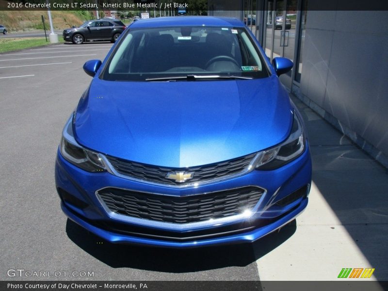 Kinetic Blue Metallic / Jet Black 2016 Chevrolet Cruze LT Sedan
