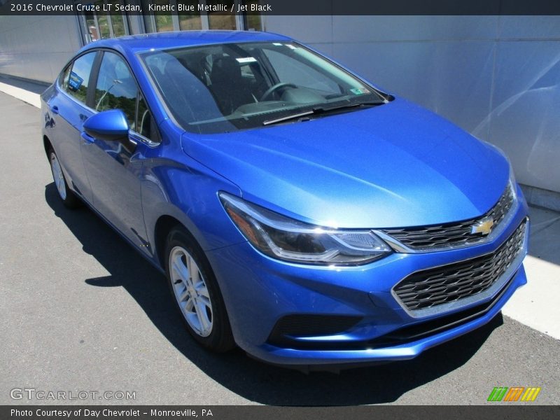 Kinetic Blue Metallic / Jet Black 2016 Chevrolet Cruze LT Sedan