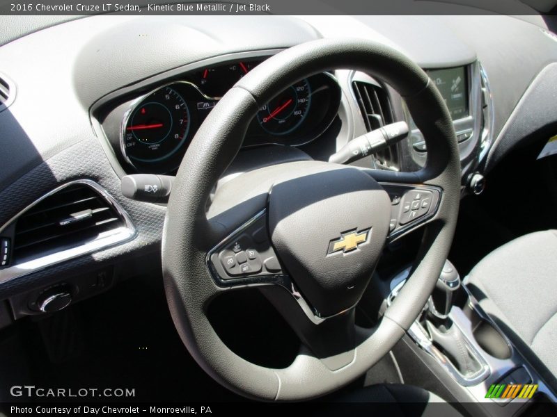 Kinetic Blue Metallic / Jet Black 2016 Chevrolet Cruze LT Sedan