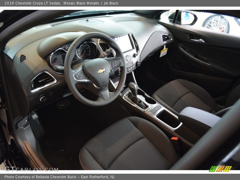 Mosaic Black Metallic / Jet Black 2016 Chevrolet Cruze LT Sedan