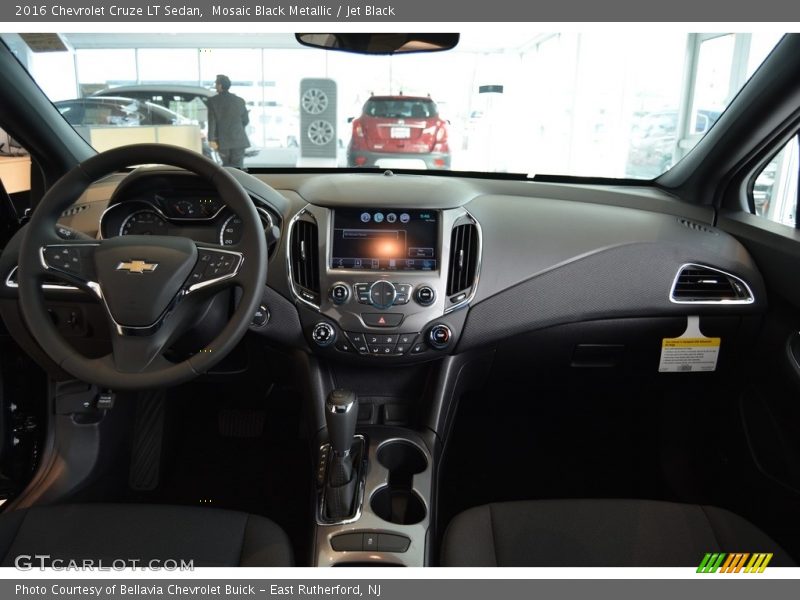 Mosaic Black Metallic / Jet Black 2016 Chevrolet Cruze LT Sedan