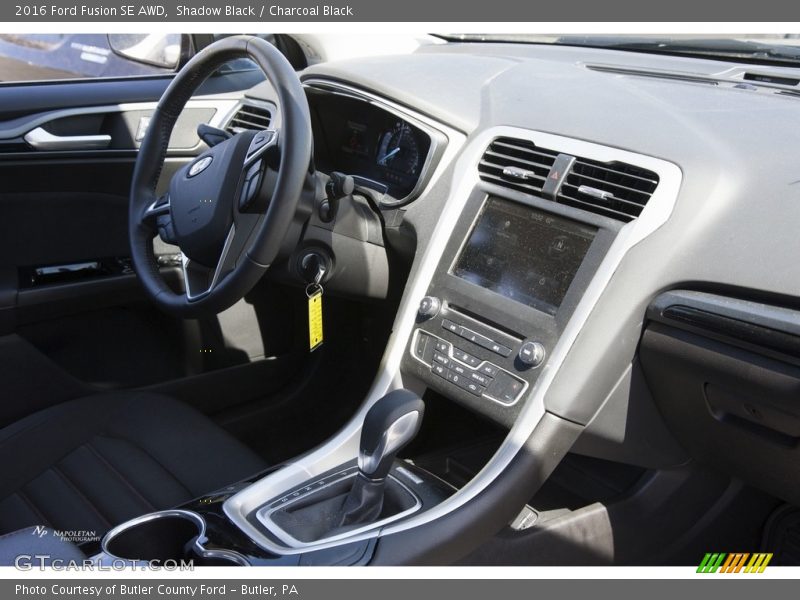 Shadow Black / Charcoal Black 2016 Ford Fusion SE AWD