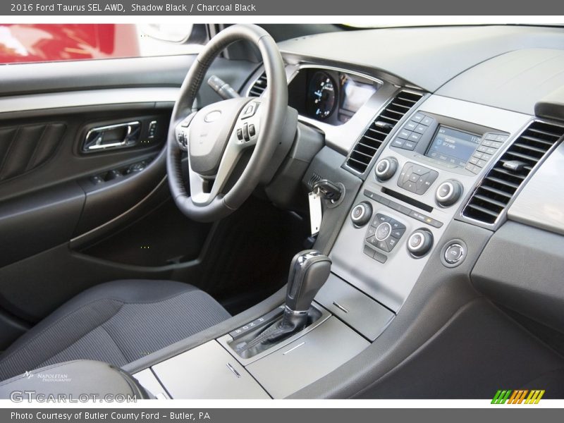 Shadow Black / Charcoal Black 2016 Ford Taurus SEL AWD