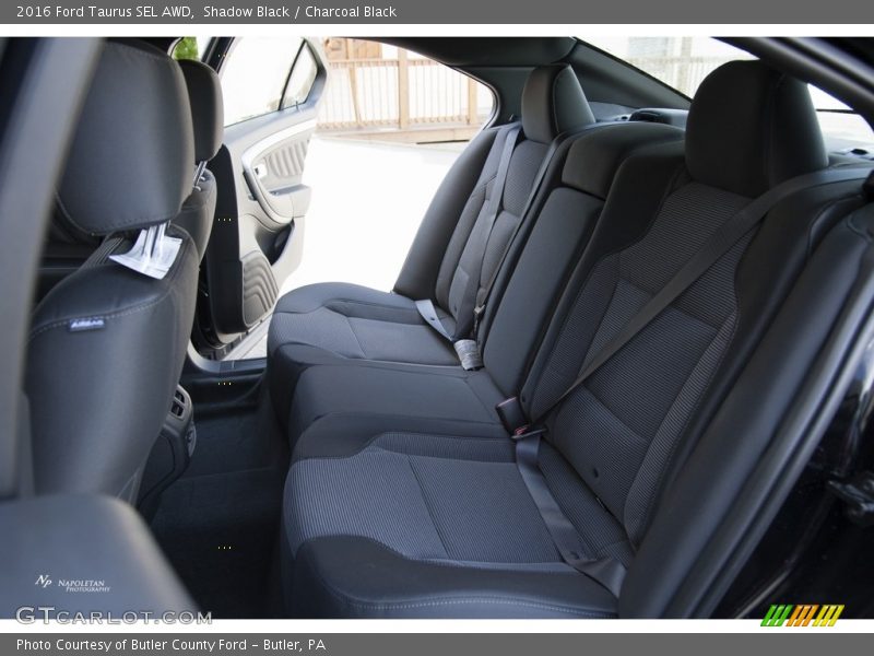 Shadow Black / Charcoal Black 2016 Ford Taurus SEL AWD