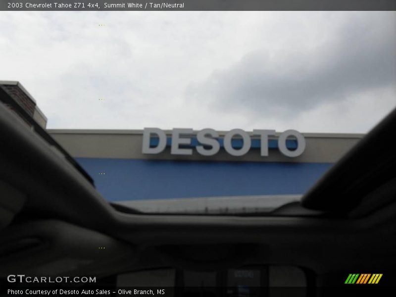 Summit White / Tan/Neutral 2003 Chevrolet Tahoe Z71 4x4