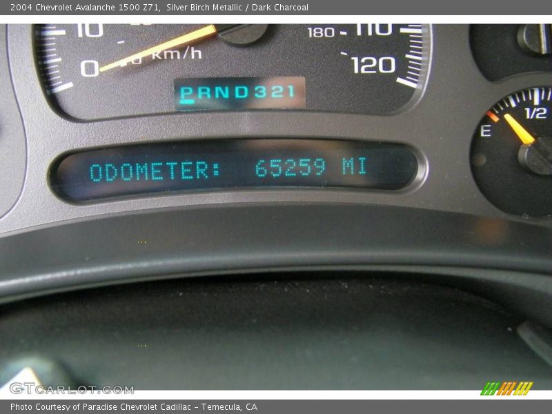 Silver Birch Metallic / Dark Charcoal 2004 Chevrolet Avalanche 1500 Z71