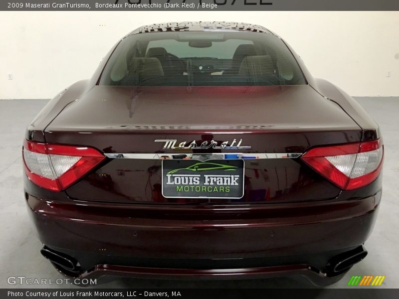 Bordeaux Pontevecchio (Dark Red) / Beige 2009 Maserati GranTurismo