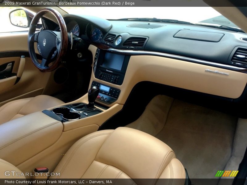 Bordeaux Pontevecchio (Dark Red) / Beige 2009 Maserati GranTurismo