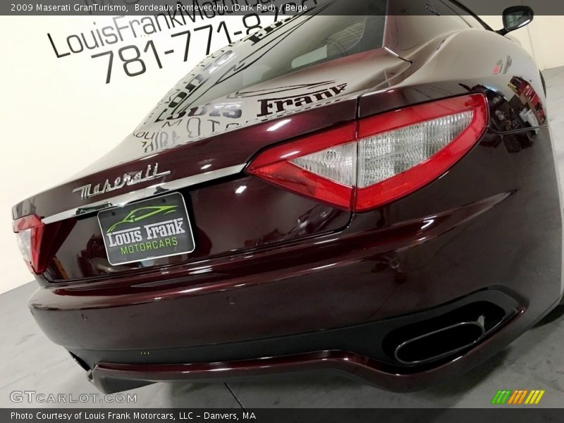 Bordeaux Pontevecchio (Dark Red) / Beige 2009 Maserati GranTurismo
